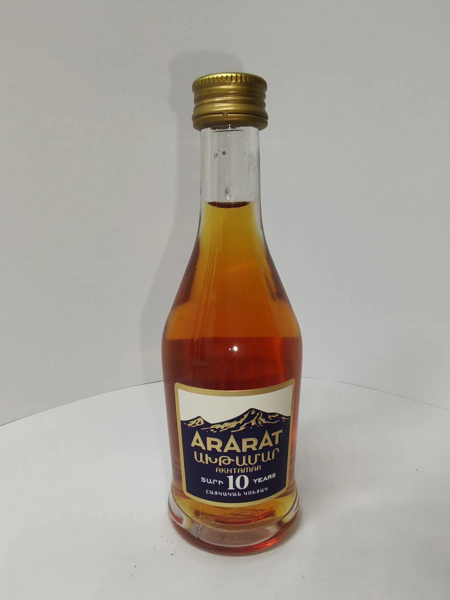 ARARAT 10 YEARS
