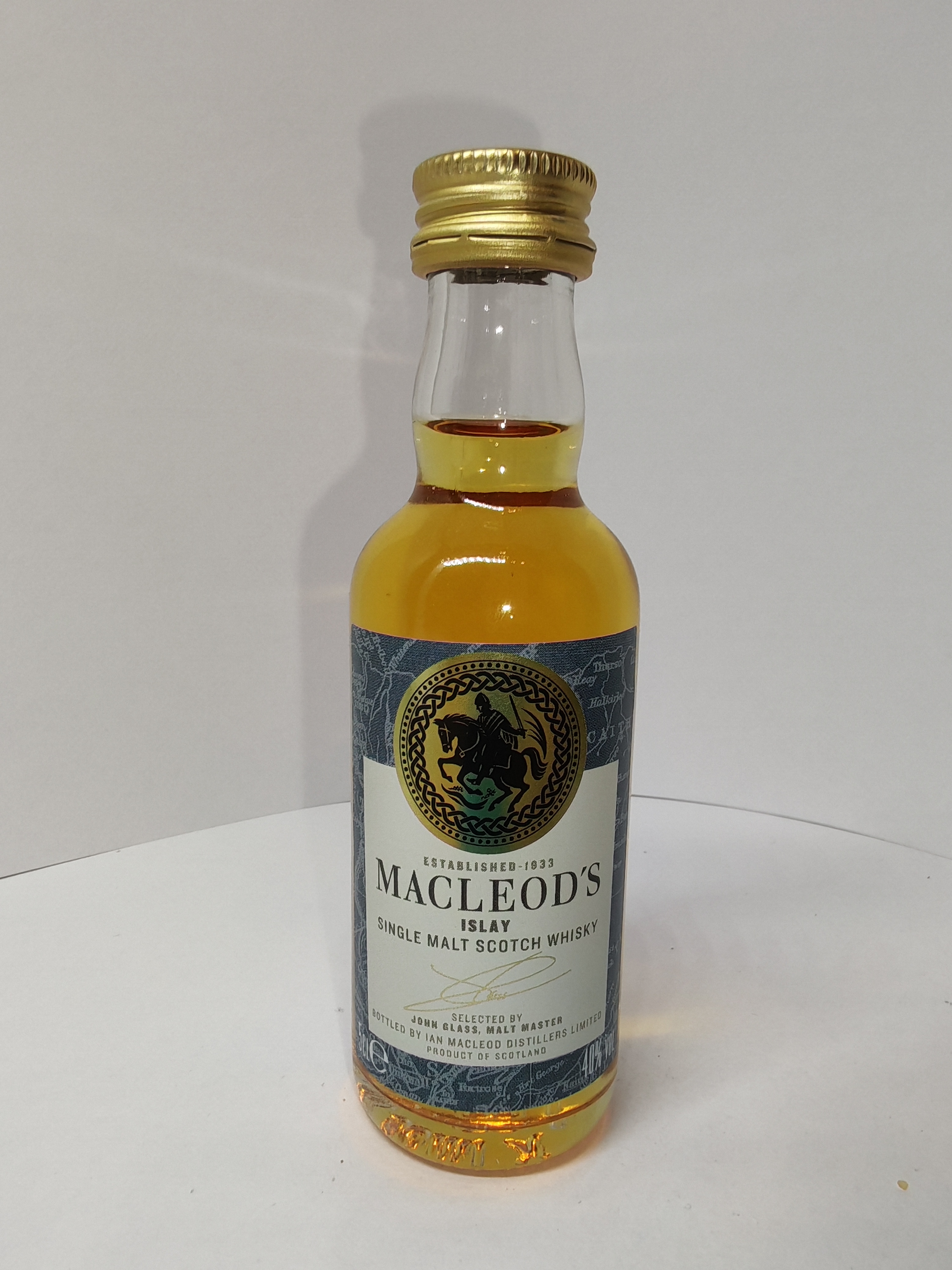 MacLeod's Islay Single Malt Scotch Whisky
