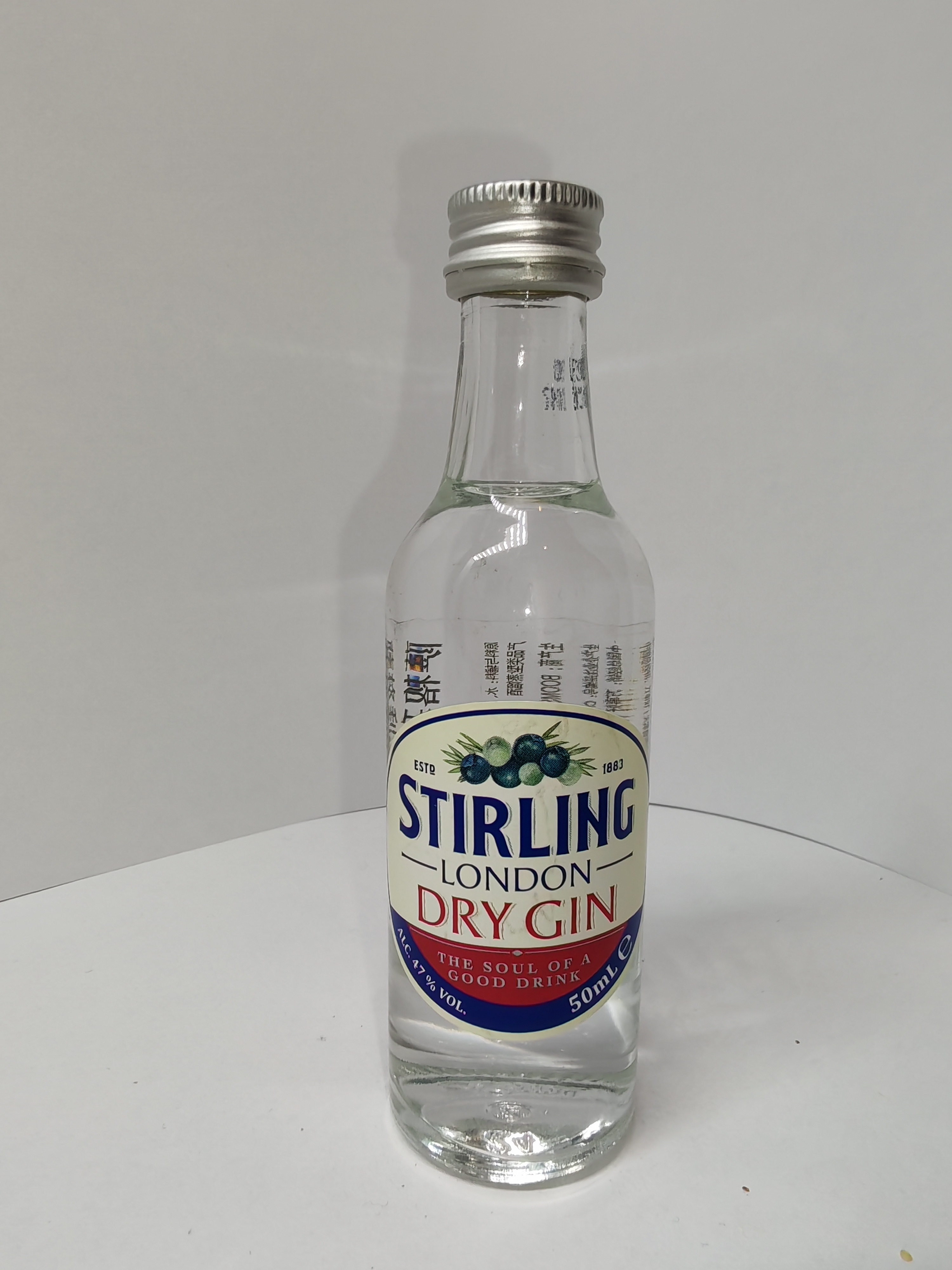 Stirling London Dry Gin
