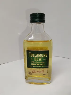Tullamore Dew The Legendary Irish Whiskey Triple Distilled