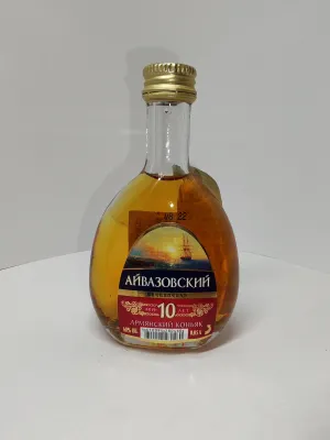 Айвазовский 10 лет Армянский коньяк